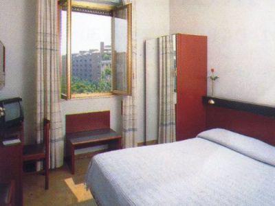 Hotel Virgilio Milaan Buitenkant foto
